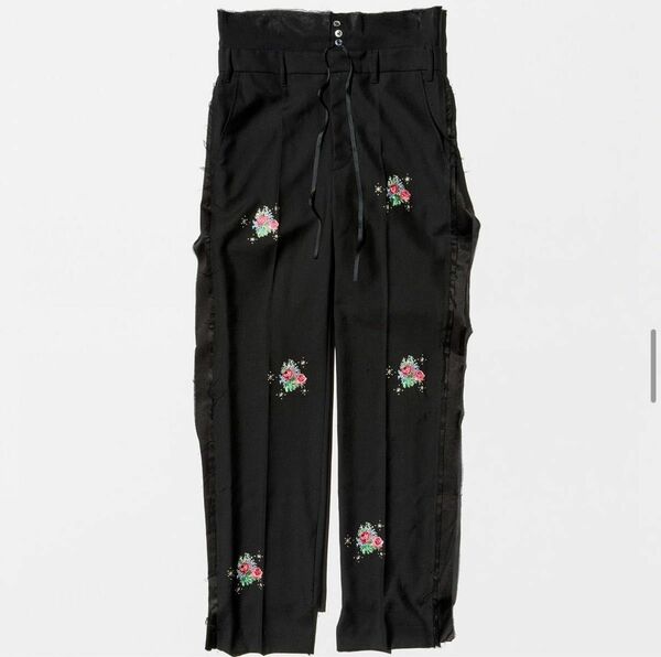  Rose Embroidered Slacks