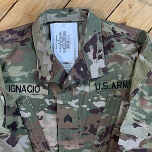 新品 デッドストック ミリタリージャケット メンズ SMALL- SHORTサイズ マルチカム柄 U.S.ARMY ユニフォーム 迷彩 タグ付き未使用品 J3275