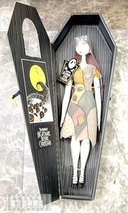 v out of print [ The Nightmare Before Christmas SALLY BLACKko fins ]