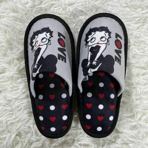 新品 ベティブープ BETTY BOOP ベティちゃん スリッパ ルームシューズ 室内履き レディース アメコミ アニメグッズ キャラクターグッズ