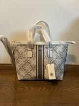 【新品】TORY BURCH トリーバーチ T MONOGRAM CANVAS FRORAL VINE TOP-ZIP TOTE_画像1