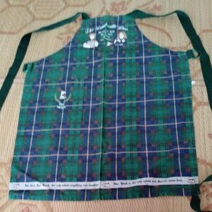 The Vaudeuille Duo エプロン