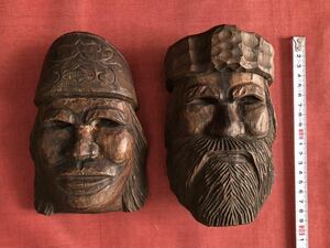 ◆ 北海道 アイヌ 古い木彫りのお面 タナハル作 夫婦像 全長約17センチ ◆ 伝統工芸品 民芸品 郷土玩具 置物