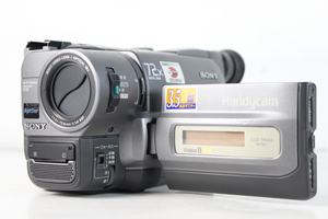 【え仙】SONY ソニー Handycam ハンディカム 8mmビデオカメラ CCD-TRV45 ビデオカメラレコーダー 通電確認済み MCZ01LLL93