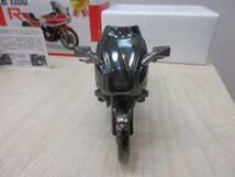 23777 譲渡品 レッドバロン Mini Replica 世界の名車シリーズ vol.35 Honda CB1100R ホンダ ミニレプリカ_画像6