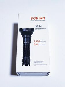 Sofirn SF26 964m届く スポットライト usbc充電 スマホも充電可 バッテリー無し