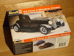 Revell '32 FORD 3WINDOW COUPE DEUCE HOT ROD MOONEYES レベル フォード デュース アメリカングラフィティ アメグラ ホットロッド 1/25