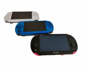 ３　ジャンク品　SONY PSP3000×２　PCH2000　 本体のみ まとめ売り　計３台　動作×