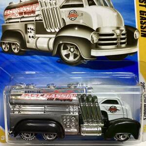 【Walmart限定】☆ホットウィール☆ ファースト ギャッシン　グッドイヤー　タイヤ　GOOD YEAR TIRE Hot Wheels 