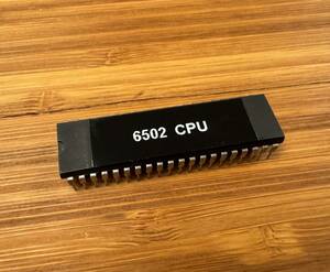CPU　6502　（AppleII 、Commodore PETで使用）・動作確認済み