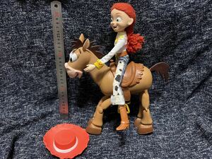 当時物　ディズニー　トイストーリー　ジェシー＆ブルズアイ　パートナーパック　フィギュアセット　特大サイズ　TOY STORY 希少