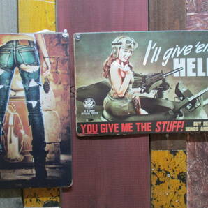 2枚 新品 壁掛けプレート 女性兵士 U.S.ARMY アーミー 戦車 レンジャー セクシーガール 美女 パネル 壁飾り インテリア雑貨 ブリキ看板
