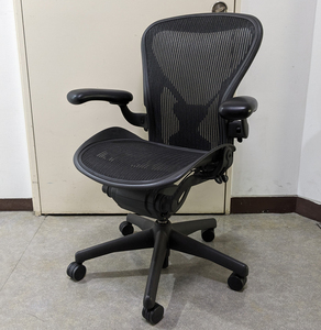 正規品 ハーマンミラー アーロンチェア 美品 Bサイズ フル装備 Herman Miller Aeron Chair イームズ チェア 椅子 ポスチャーフィット B002