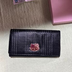 友人から貰った財布です!使用感あり値下げ可能です!