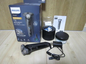 フィリップス PHILIPS S9696/50 Series9000 使用済み 電気シェーバー 