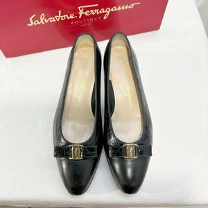 中古 フェラガモ Salvatore Ferragamo ヴァラ パンプス ローヒール レザー クロコ リボン 5 1/2 約23㎝ 148316　