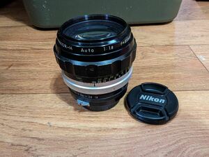 Nikon ニコン NIKKOR-H Auto 1:1.8 f=85mm ニッコールオールドレンズ 中望遠
