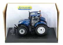 【中古・美品】1/32 New Holland T7.225 ブルーパワー Blue Power 2016 KYOSHO：_画像2