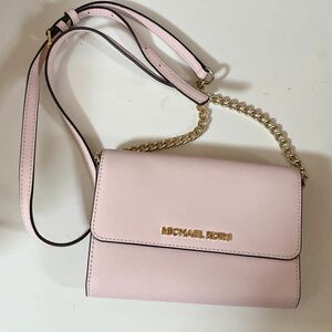 正規品　マイケルコース バッグ MICHAEL KORS サフィアーノレザー ジェット　ピンク ポシェット ショルダーバッグ