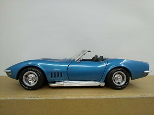 ■ Revell レベル 1/18 1969 CORVETTE カリビアンブルー コルベット ダイキャストミニカー