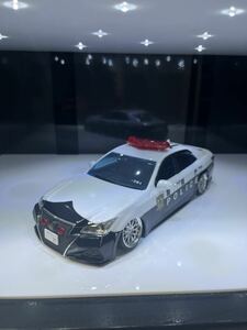 210 クラウン　パトカー　アスリート　プラモデル　1/24