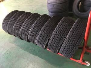 x992-4-1C ☆235/70R17.5 高荷重 BS W970 中古8本♪ ブリヂストン 中古スタッドレス 2022年製 トレーラー台車用に♪ k280