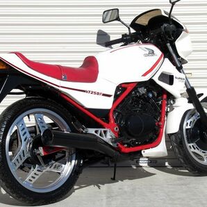 茨城 実働 現状 旧車 ホンダ VT250FC MC08 VT 250 FC 低走行 距離少ない 希少 当時物 書付 鍵付の画像2