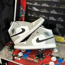 NIKE AIR JORDAN 1 MID "LIGHT SMOKE GREY" ナイキ エア ジョーダン 1 ミッド ハイカットスニーカー 554724-092 US11 29CM_画像2