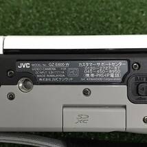 JVC Victor ビクター GZ-E600-W 2013年製 デジタル ビデオカメラ バッテリーセット 動作確認済み_画像6