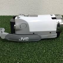 JVC Victor ビクター GZ-E600-W 2013年製 デジタル ビデオカメラ バッテリーセット 動作確認済み_画像5