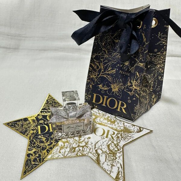 Christian Dior ディオール 2022 ホリデーパッケージ 香水5ml ミスディオール オードゥパルファン 新品未使用