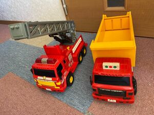 昭和　美品　ヴィンテージ　レトロ　車　消防車　ダンプトラック　集め　おもちゃ ダンプカー 昭和レトロ 当時物