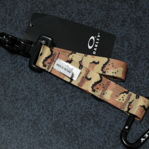 OAKLEY オークリー B1B Crazy Camo キーチェーン FOS900509 新品タグ付きの画像2