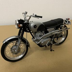 新品,アウトレット品,EBBRO/エブロ 1/10 Honda CL72 1962(BLACK/SILVER)/ホンダ/バイクの画像2