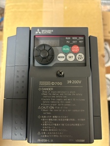 三菱電機　インバーター　FREQROL　FR-D720－1.5K　　中古品