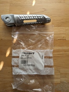 Triumph Speed Triple 1200 Footrest front Left 