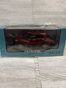 1/30 トヨタ 新型ライズ RAIZE 最新モデル 非売品 カラーサンプル ミニカー ファイアークォーツレッドメタリック