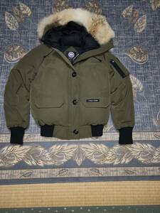 カナダグース　CANADA　GOOSE　チリワック　ボンバー　ダウンジャケット　サイズM