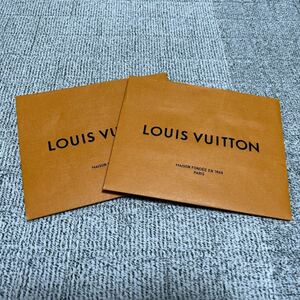 ルイヴィトン LOUIS VUITTON ショップ袋 紙袋　2枚