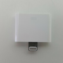 【 Apple Lightning 30ピンアダプタ 】 Apple Lightning 30ピンアダプタ 純正 変換アダプタ iPod iPad iPhone ライトニング Model A1468_画像1