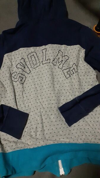 値下げSVOLMEスボルメパーカー スウェット