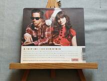 4108k 即決有 中古輸入CD SHE & HIM 『A Very She & Him Christmas』 シー＆ヒム Zooey Deschanel M. Ward 全編クリスマスソングのカヴァー_画像2