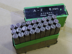 美品 刻印 英字 A～Z+&　8mm SchlagStempel スイス製 ポンチ 刻印 アルファベット Marking Punch Sett