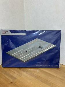 TSMMODEL WINGCOLLECTION 1/200 ジオラマアクセサリー　Aircraft Carrier Deck Base l