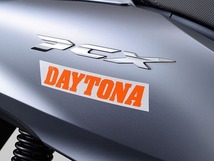 デイトナ 21268 DAYTONA ステッカー 白/オレンジ(文字) 150mm×30mm 角ステッカー ロゴ シール_画像2