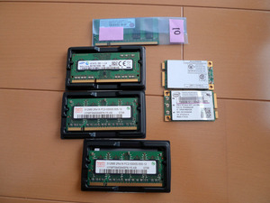 SODIMM 4枚(4G, 2G, 512M x2) + 無線LAN2枚(AR5BXB6, 4965AGN)