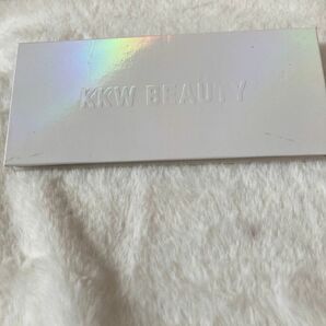 KKW Crystalized Palette、キムカーダシアン