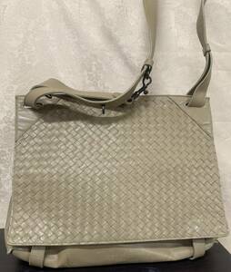 定価21万円強！希少即決！　男女兼用　BOTTEGA VENETA　ボッティガべネタ　ブラウンベージュカラー　中古品