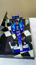 スケール 1/43 SAUBER PETRONAS SHOWCAR 2004年 ！世界のレーシングカー！ MINICHAMPS_画像3