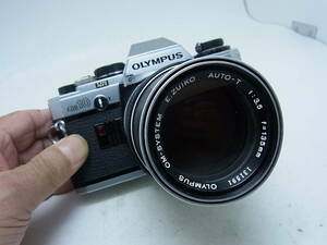 ☆ OLYMPUS OM-10+EズイコーオートT 135mmF3.5 (ボディは点検整備清掃済み！プリズム劣化修復済み！レンズは、清掃整備済み）☆